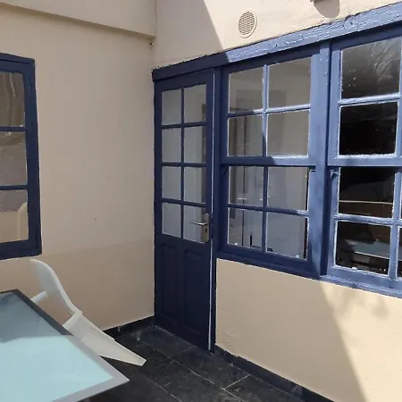 アパート Piso Con Terraza リバデオ