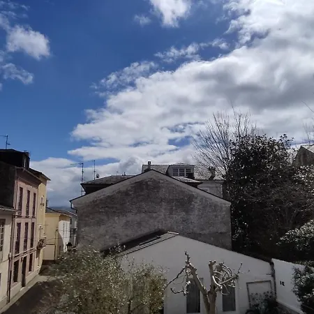 Piso Con Terraza アパート リバデオ