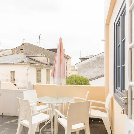 Piso Con Terraza リバデオ